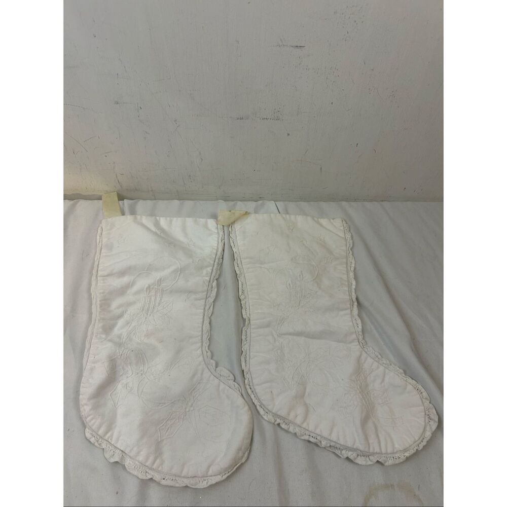 2 White Holiday Christmas stockings stencils (minor fading) vintage 14"x6" cotta - Picture 2 of 10